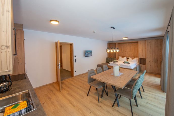 Keuken en eettafel · appartementvoorbeeld