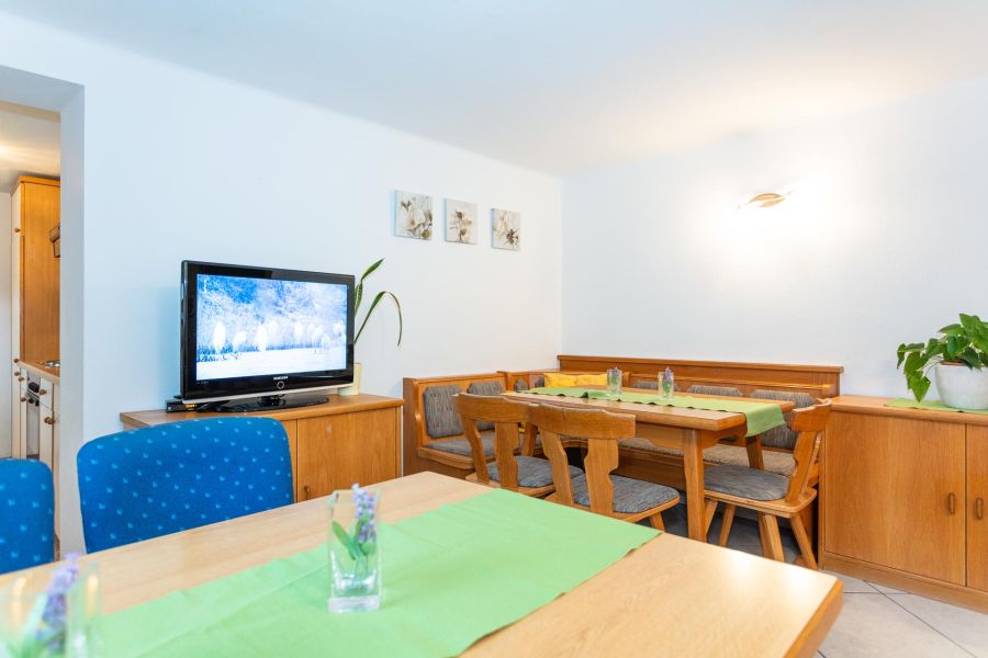 Stüberl met tafels
