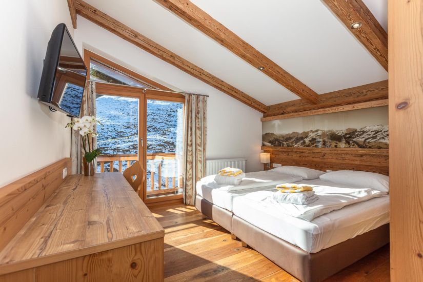 Galerie-appartement · slaapkamer met balkon