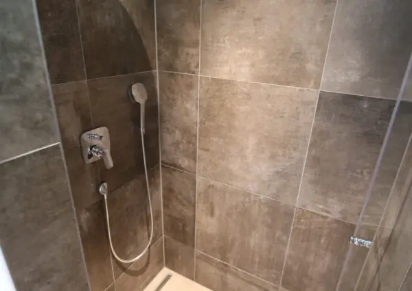 Tauernquelle · douche
